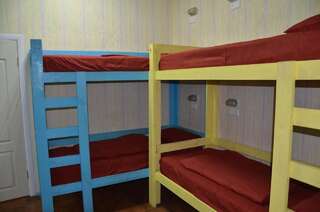 Хостелы Hostel Darnitsa1 Киев Кровать в общем 6-местном номере-2