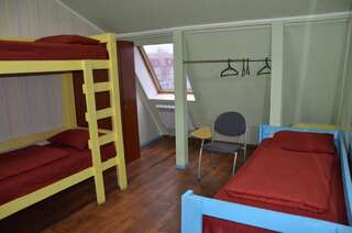 Хостелы Hostel Darnitsa1 Киев Кровать в общем 6-местном номере-3