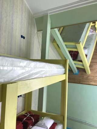 Хостелы Hostel Darnitsa1 Киев Четырехместный номер-4