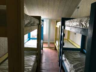 Хостелы Hostel Darnitsa1 Киев Кровать в общем 8-местном номере-3