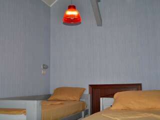 Хостелы Hostel Darnitsa1 Киев Кровать в общем номере для мужчин-2