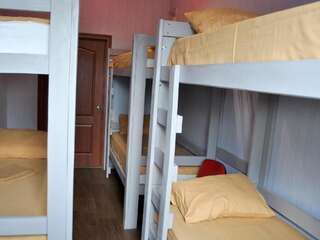 Хостелы Hostel Darnitsa1 Киев Кровать в общем номере для мужчин-4